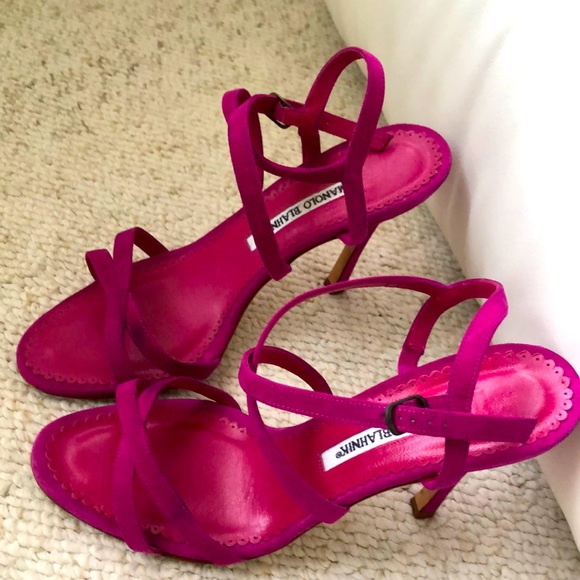 Manolo Blahnik Shoes - Manolo Blahnik Pink Heels